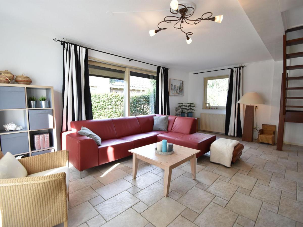 Holiday Home In Zeeland With Wide Views Bruinisse Bagian luar foto
